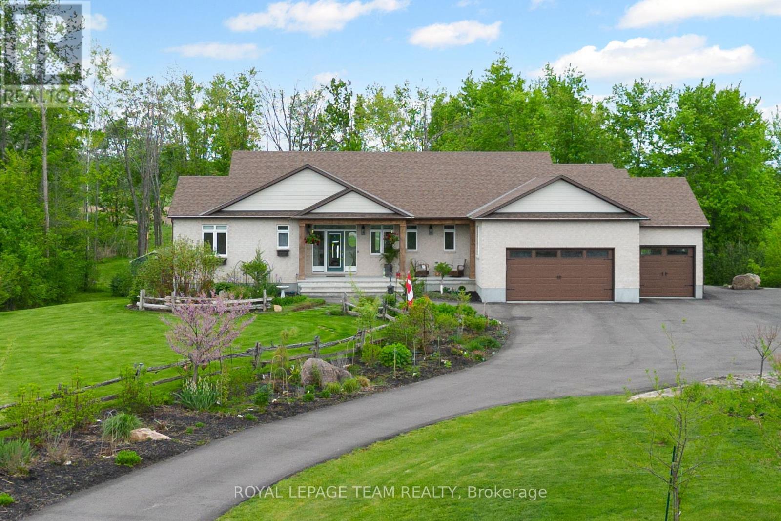 26 Synergy Way, Ottawa, Ontario  K2W 0K3 - Photo 2 - X13063308