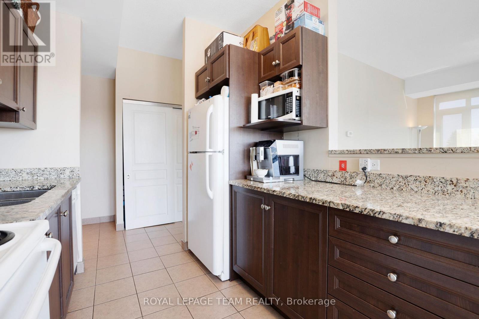 202 - 100 Roger Guindon Avenue, Ottawa, Ontario  K1G 3Z7 - Photo 13 - X13063650
