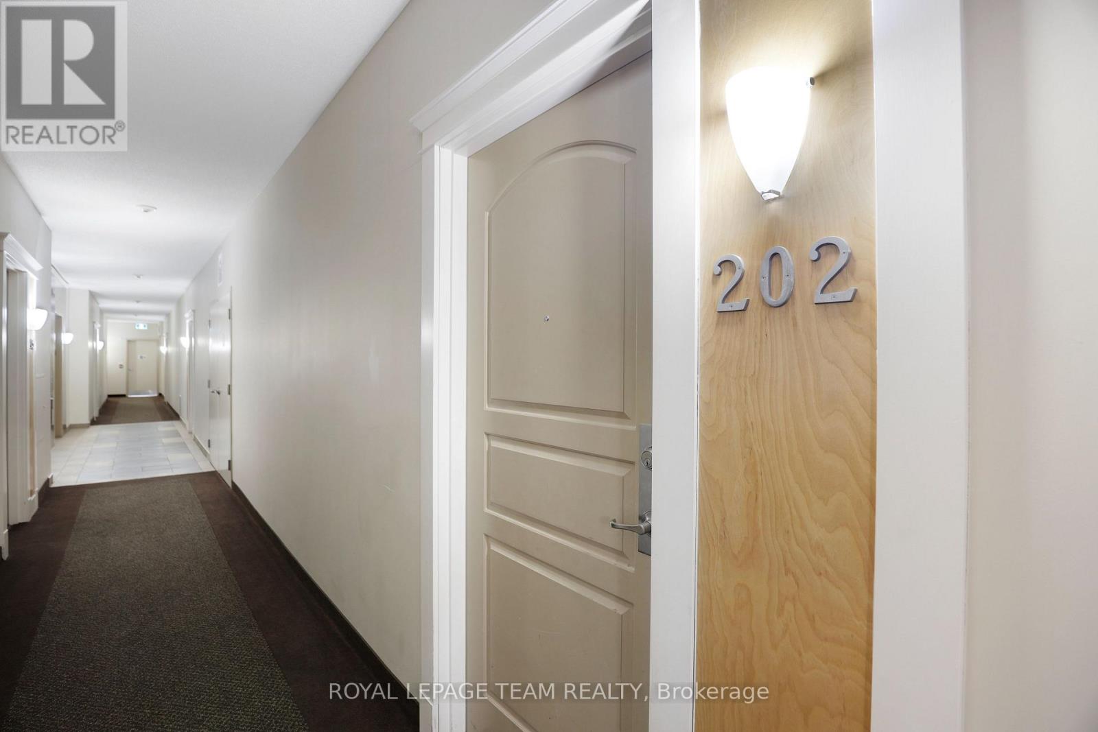 202 - 100 Roger Guindon Avenue, Ottawa, Ontario  K1G 3Z7 - Photo 6 - X13063650