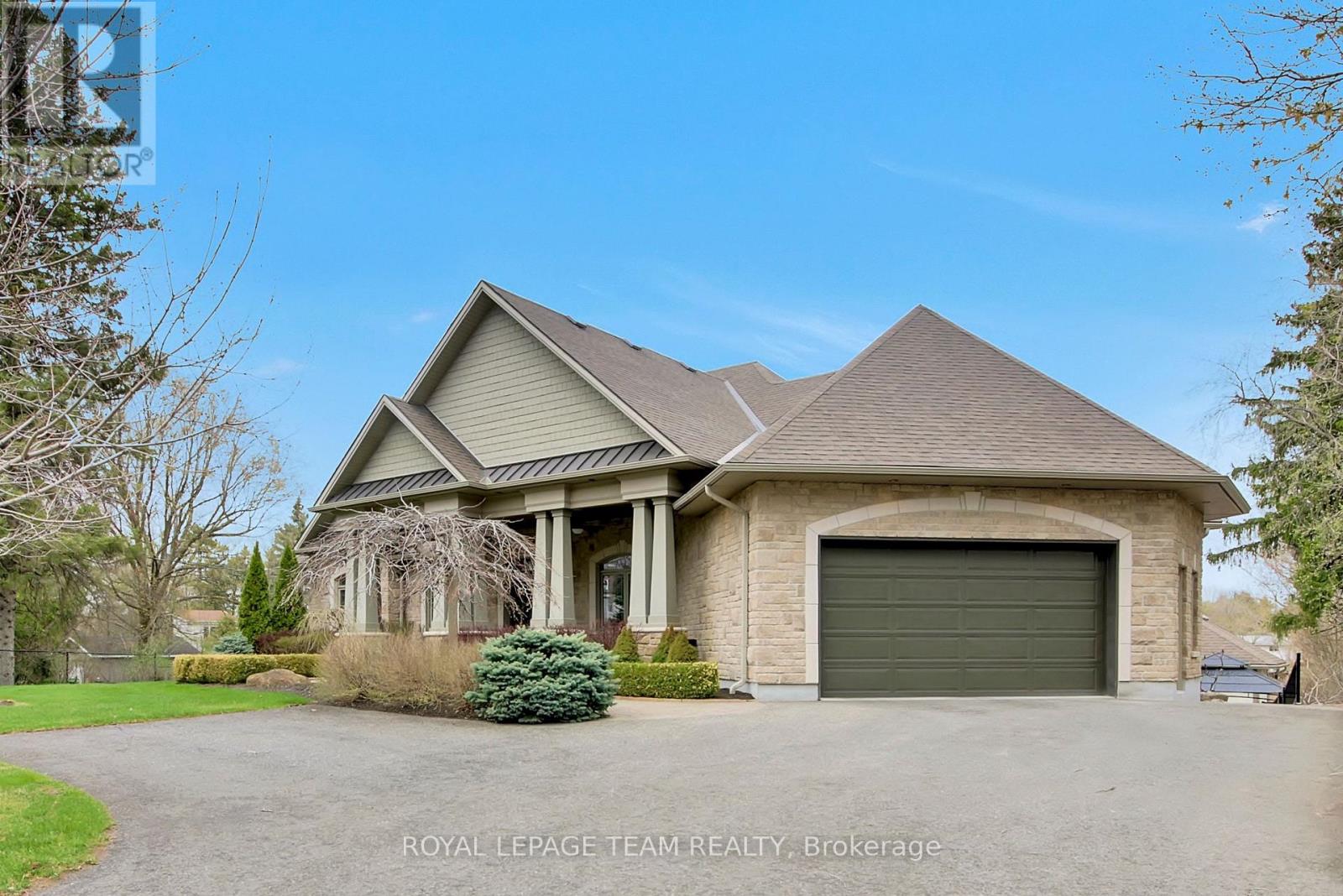 5591 MANOTICK MAIN STREET, Ottawa, Ontario