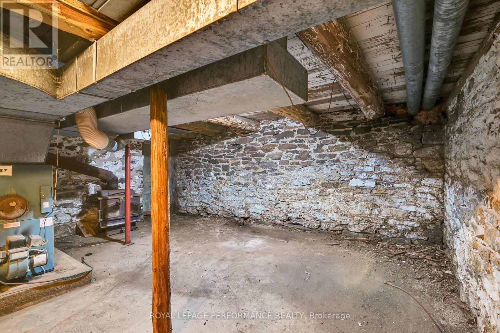 2421 Buckwheat Road W, Edwardsburgh/cardinal, Ontario  K0E 1X0 - Photo 25 - X13063866
