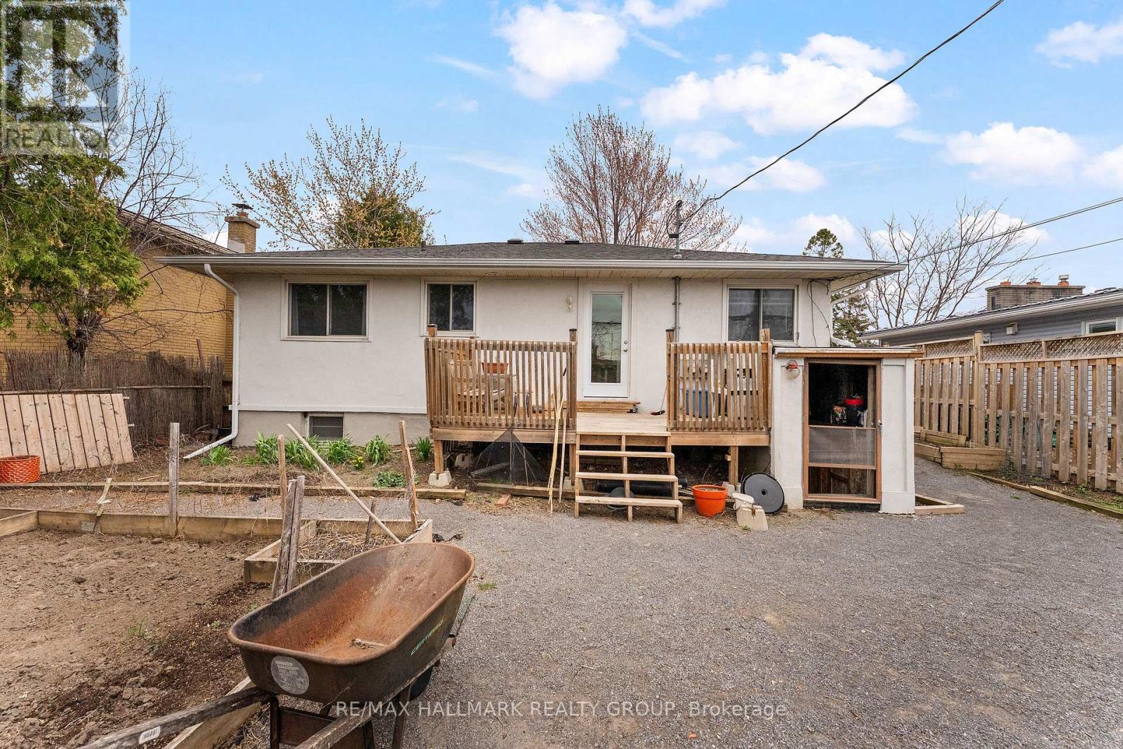 1318 Avenue Q, Ottawa, Ontario  K1G 0B6 - Photo 16 - X13064030