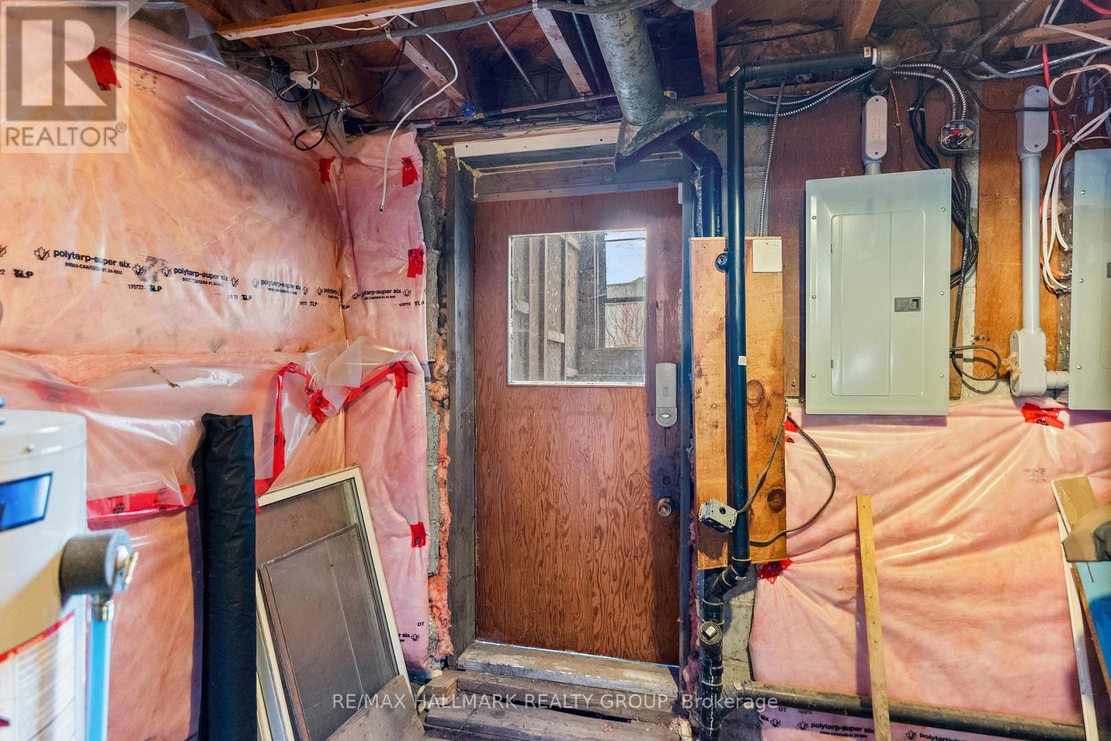 1318 Avenue Q, Ottawa, Ontario  K1G 0B6 - Photo 18 - X13064030