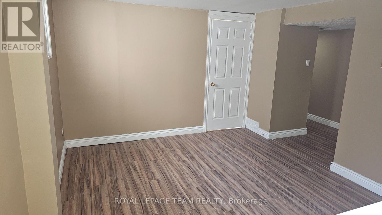 1 - 395 Peach Tree Lane, Ottawa, Ontario  K1K 2R7 - Photo 5 - X13064826
