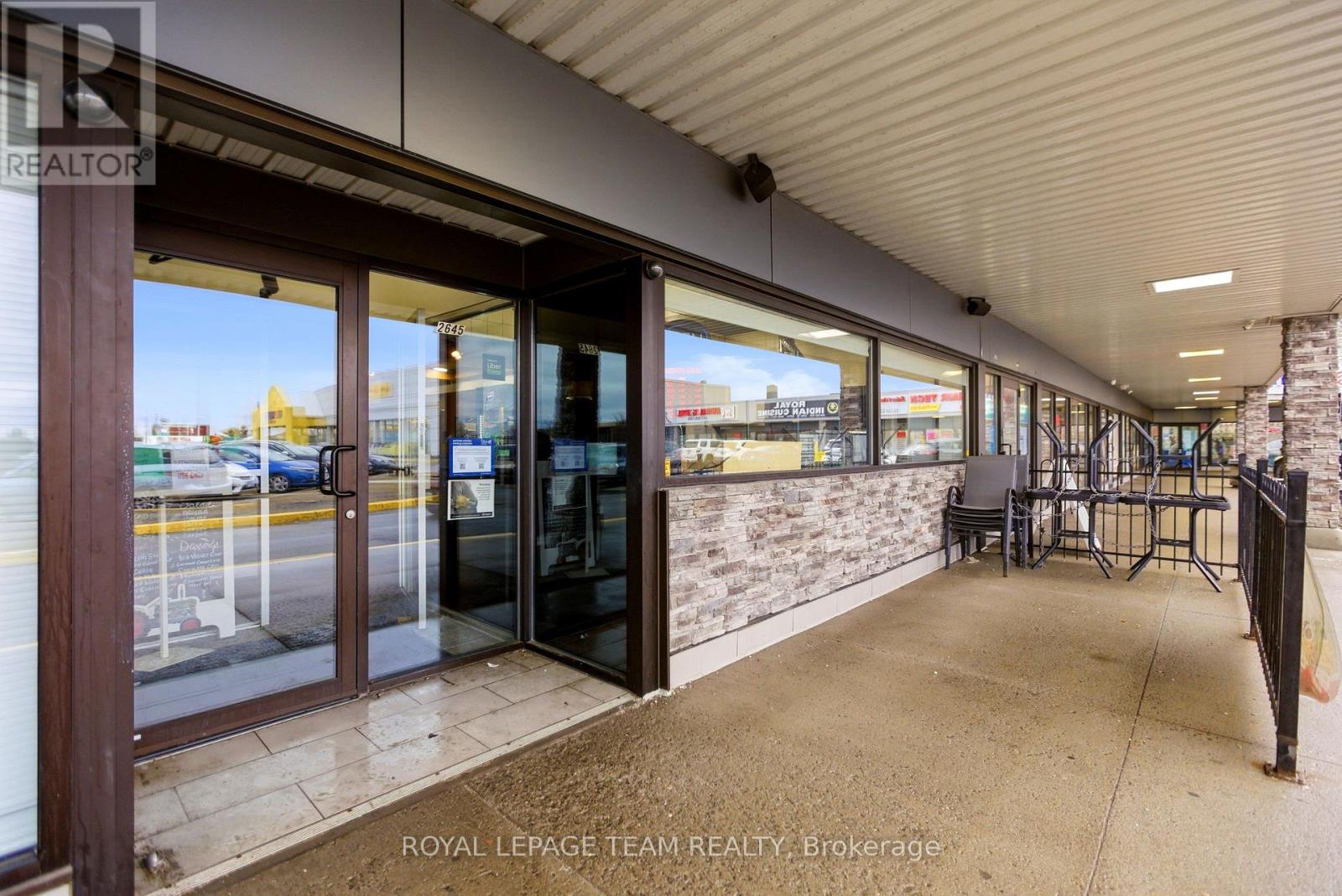 2645 Alta Vista Drive, Ottawa, Ontario  K1V 1A3 - Photo 2 - X13065378