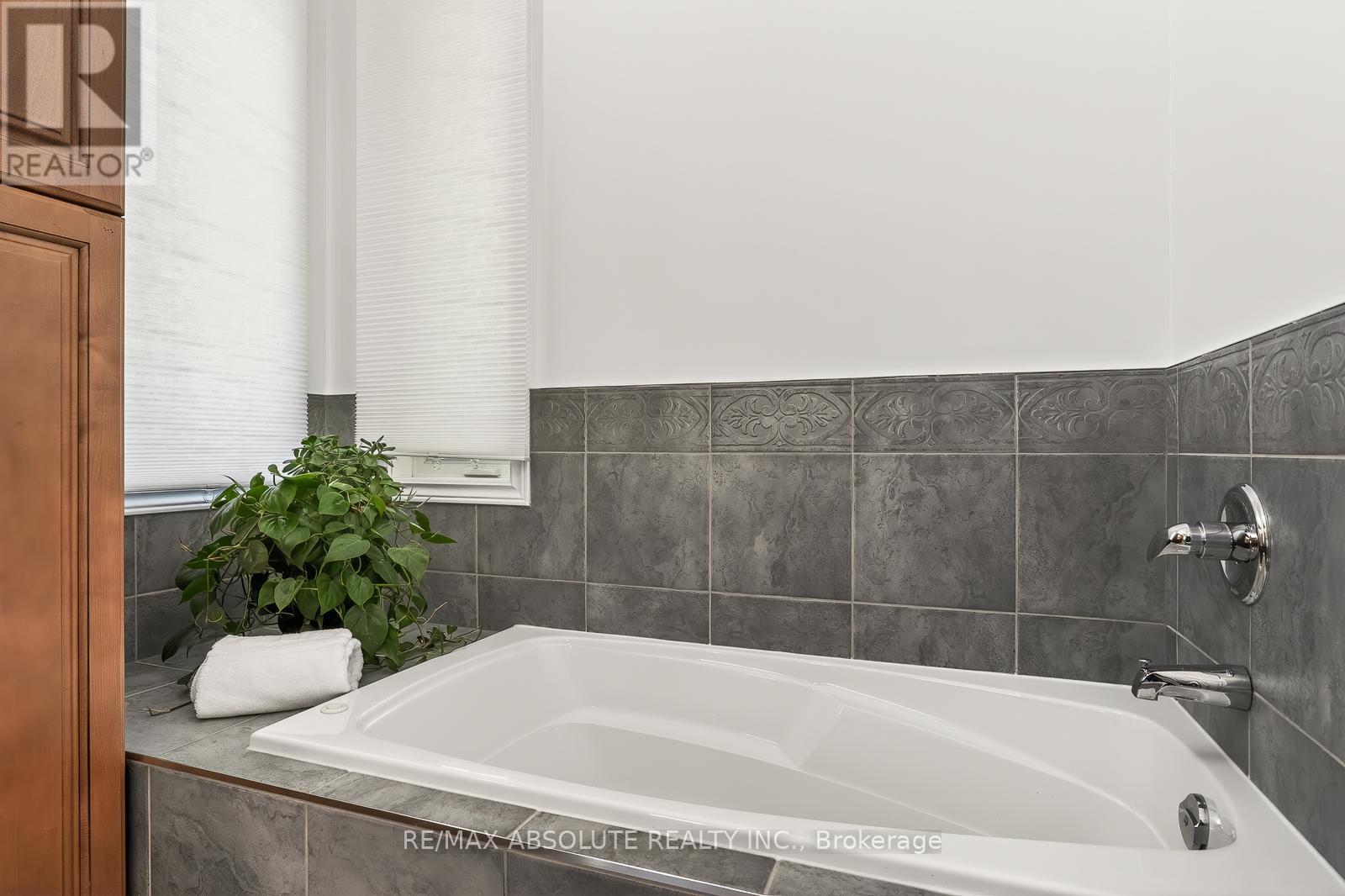 1801 Rocklane Drive, Ottawa, Ontario  K2W 1B5 - Photo 35 - X13065390