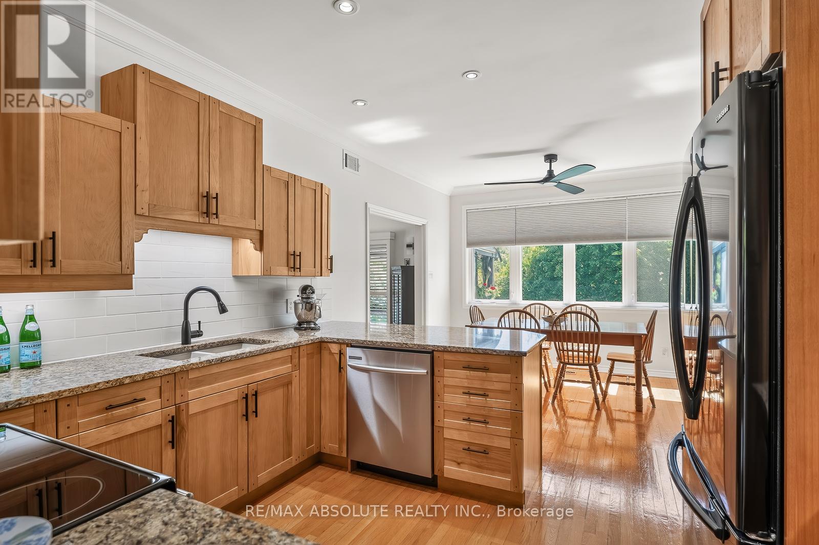 1801 Rocklane Drive, Ottawa, Ontario  K2W 1B5 - Photo 9 - X13065390
