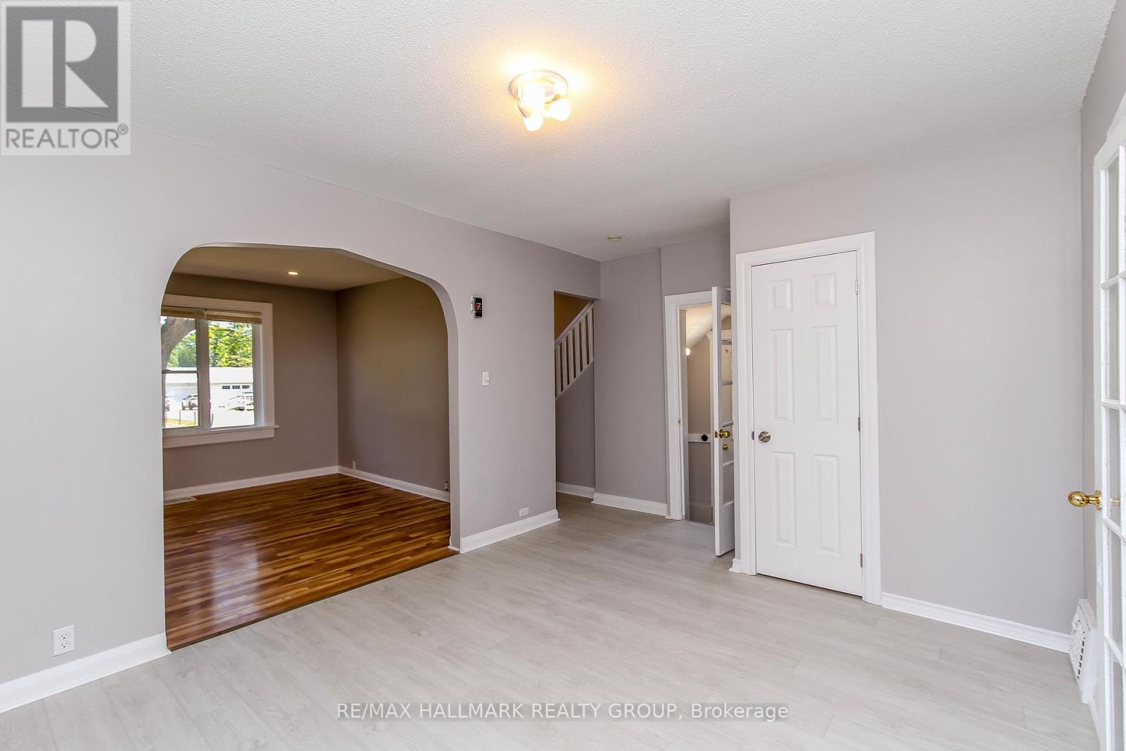 448 Pleasant Park Road, Ottawa, Ontario  K1H 5N1 - Photo 9 - X13066192