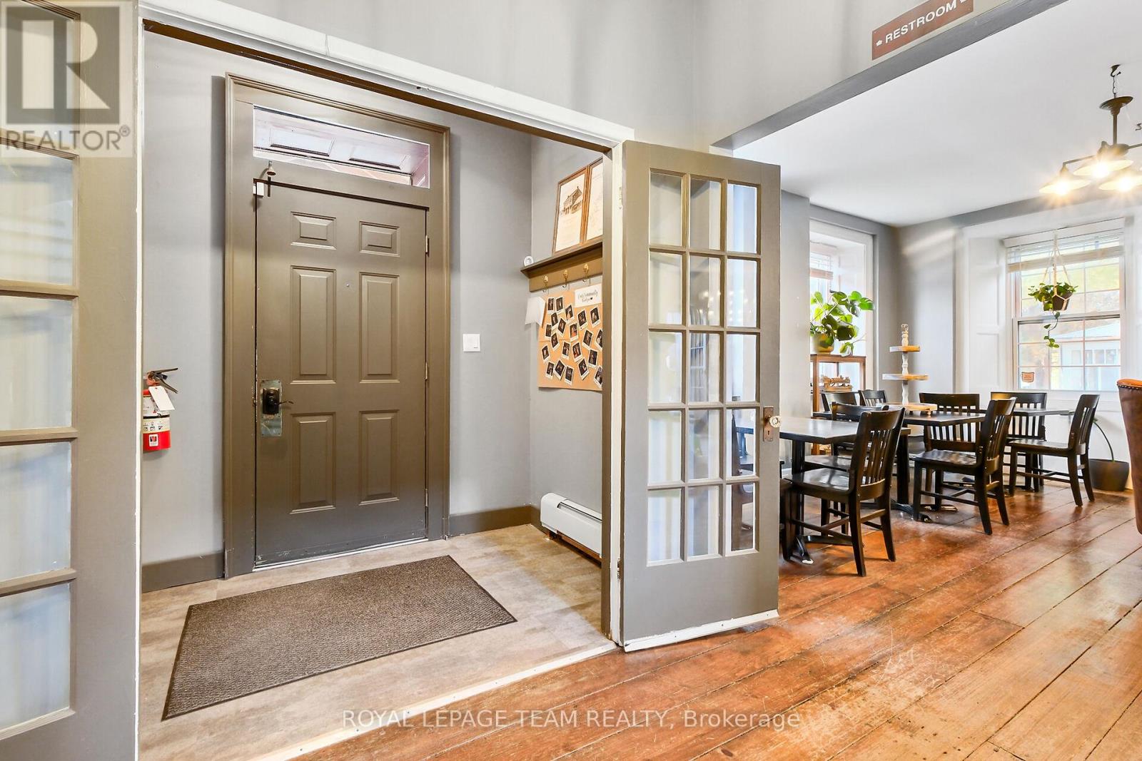 6 Spencer Street, Edwardsburgh/cardinal, Ontario  K0E 1X0 - Photo 3 - X13066764