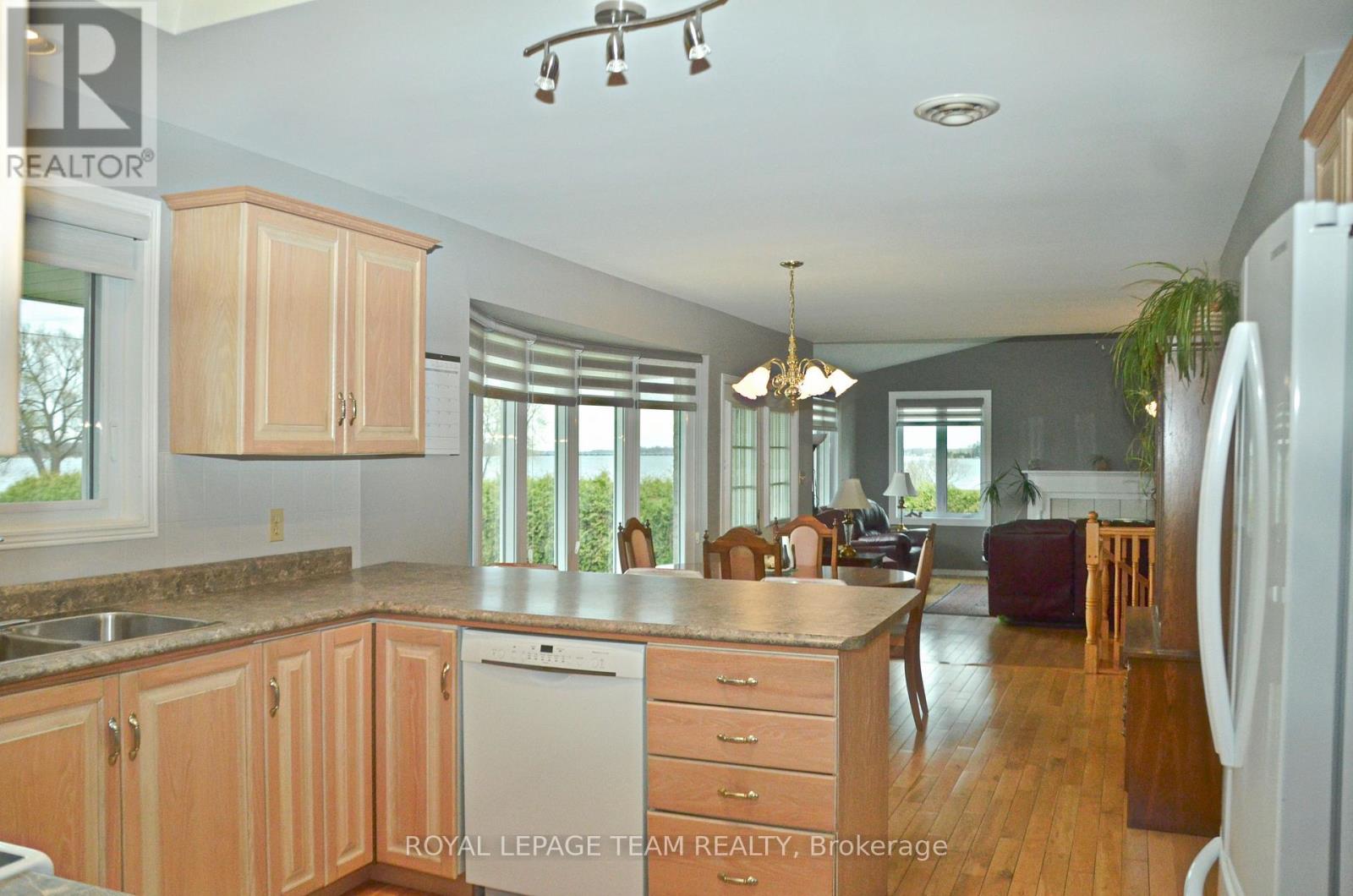 11119 Grisdale Boulevard W, South Dundas, Ontario  K0E 1K0 - Photo 10 - X13067228