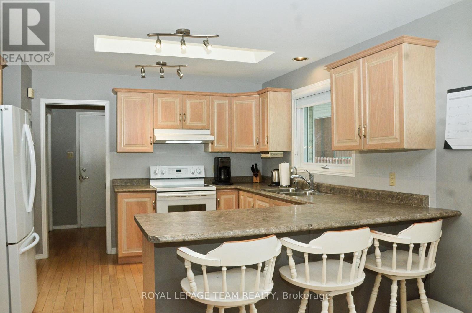 11119 Grisdale Boulevard W, South Dundas, Ontario  K0E 1K0 - Photo 17 - X13067228