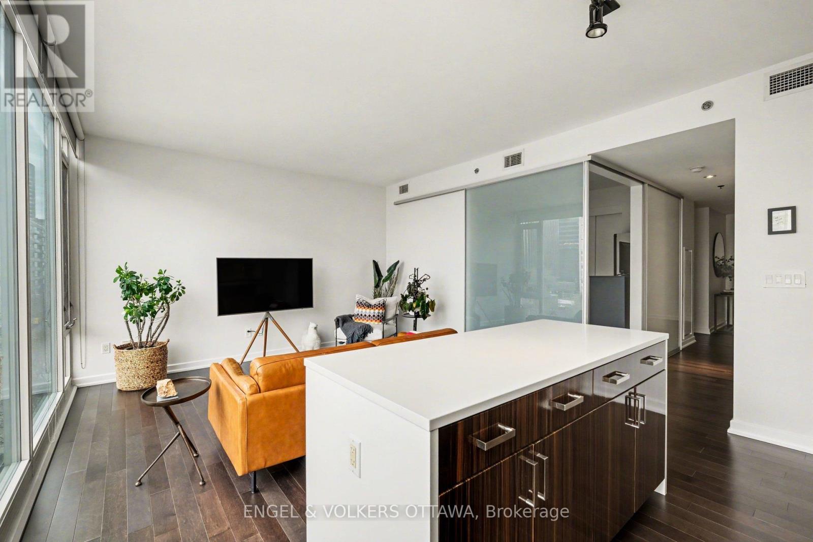 513 - 300 Lisgar Street, Ottawa, Ontario  K2P 0E2 - Photo 13 - X13067718