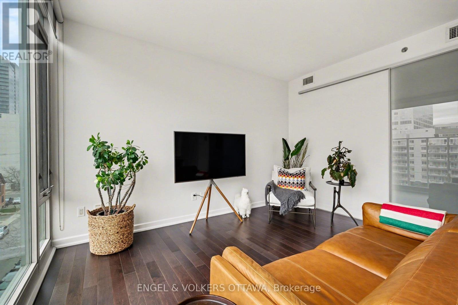 513 - 300 Lisgar Street, Ottawa, Ontario  K2P 0E2 - Photo 8 - X13067718
