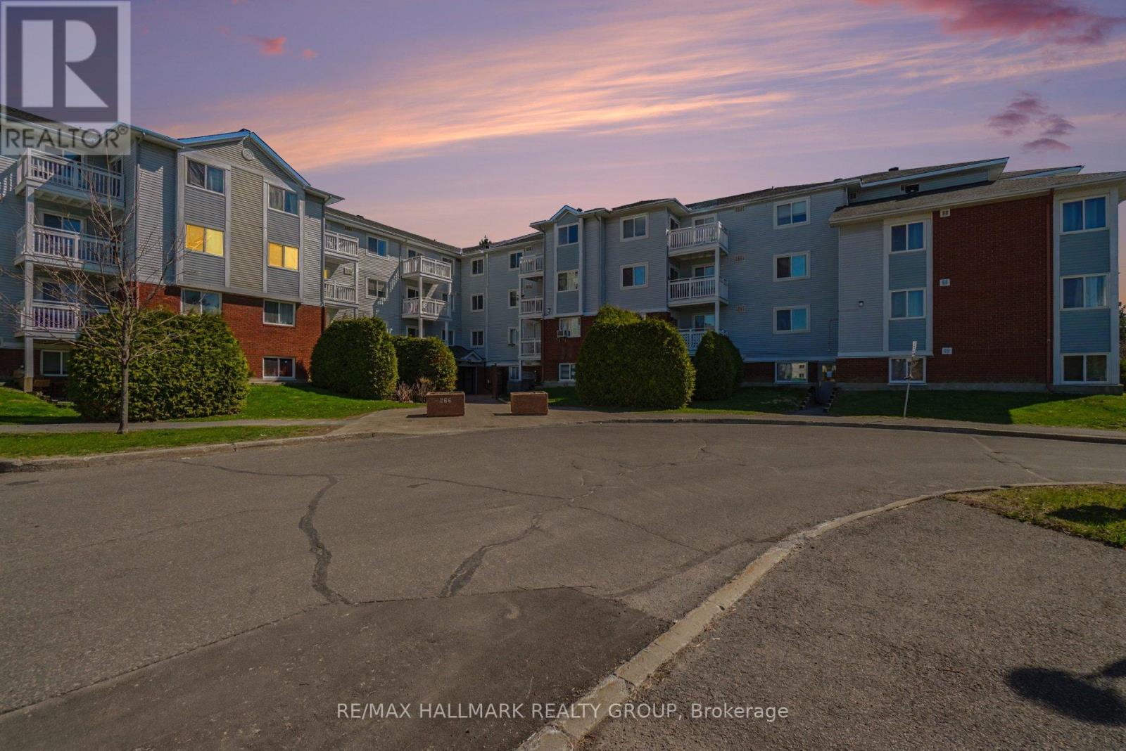 203 - 266 Lorry Greenberg Drive, Ottawa, Ontario  K1T 3J9 - Photo 3 - X13067988