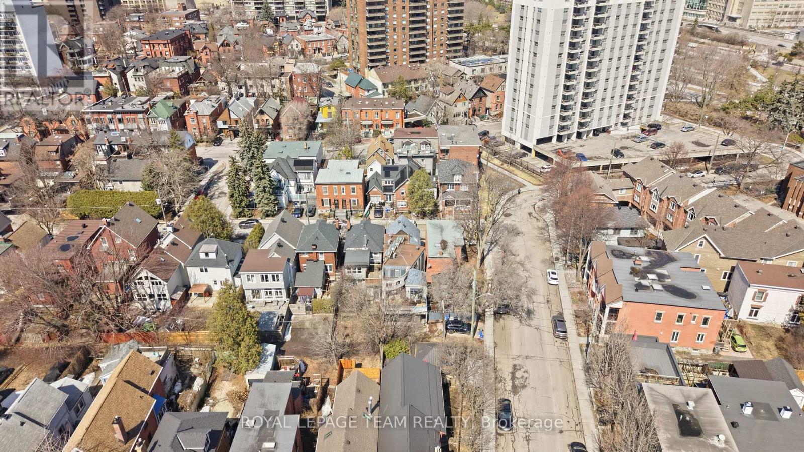 10 Lewis Street, Ottawa, Ontario  K2P 0S3 - Photo 25 - X13069308