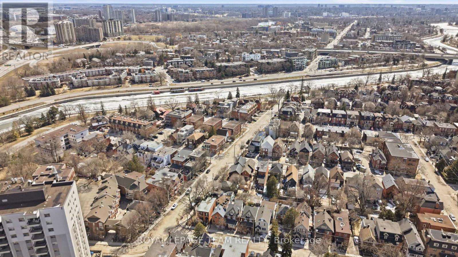 10 Lewis Street, Ottawa, Ontario  K2P 0S3 - Photo 35 - X13069308