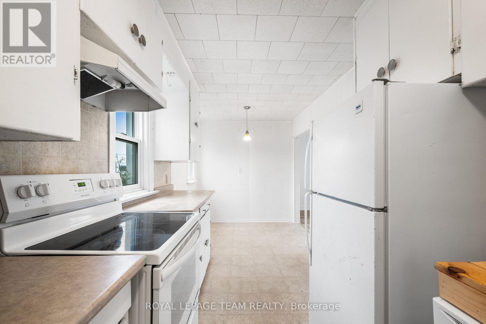 266 Daniel Street S, Arnprior, Ontario  K7S 2M2 - Photo 12 - X13070712