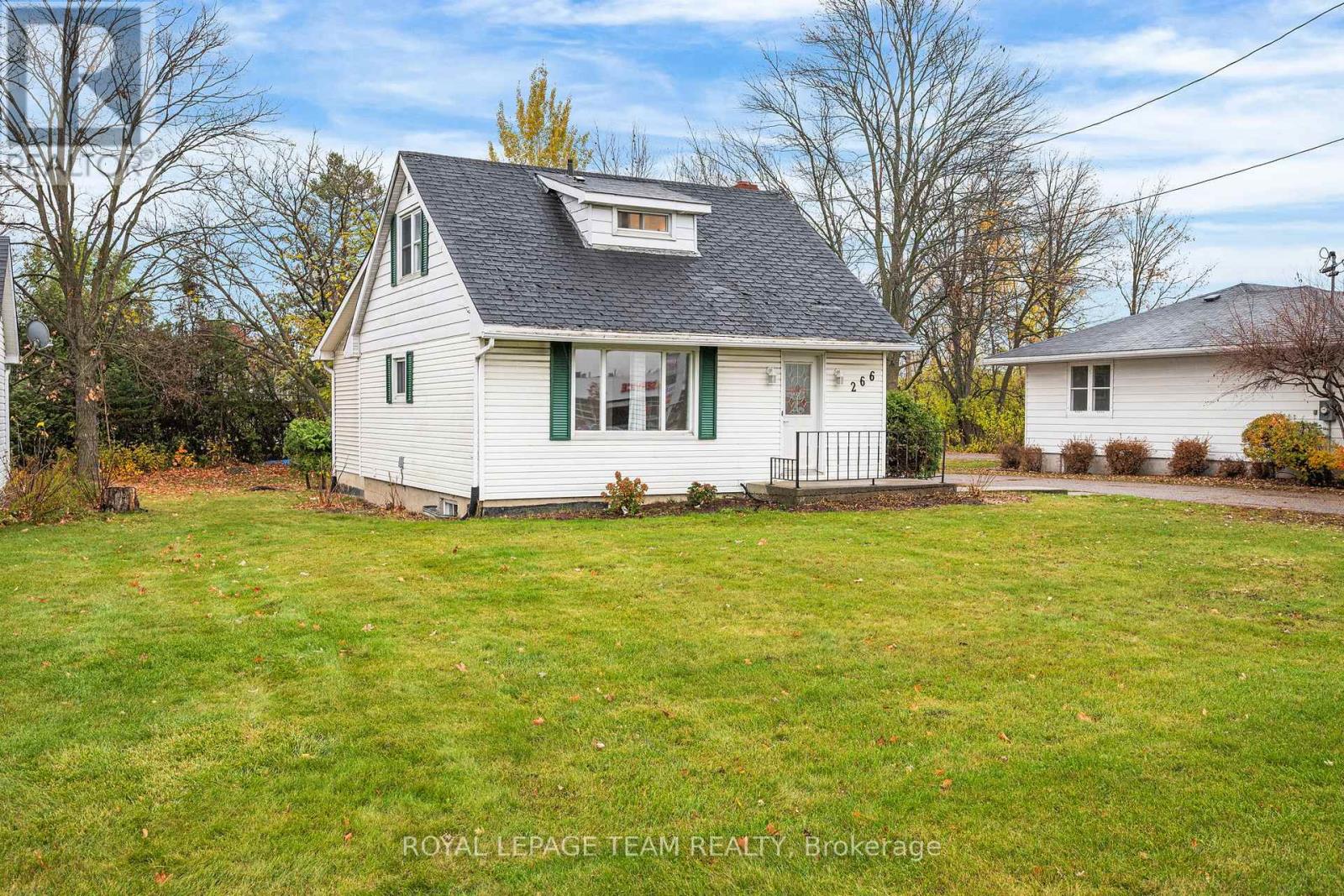 266 Daniel Street S, Arnprior, Ontario  K7S 2M2 - Photo 3 - X13070712
