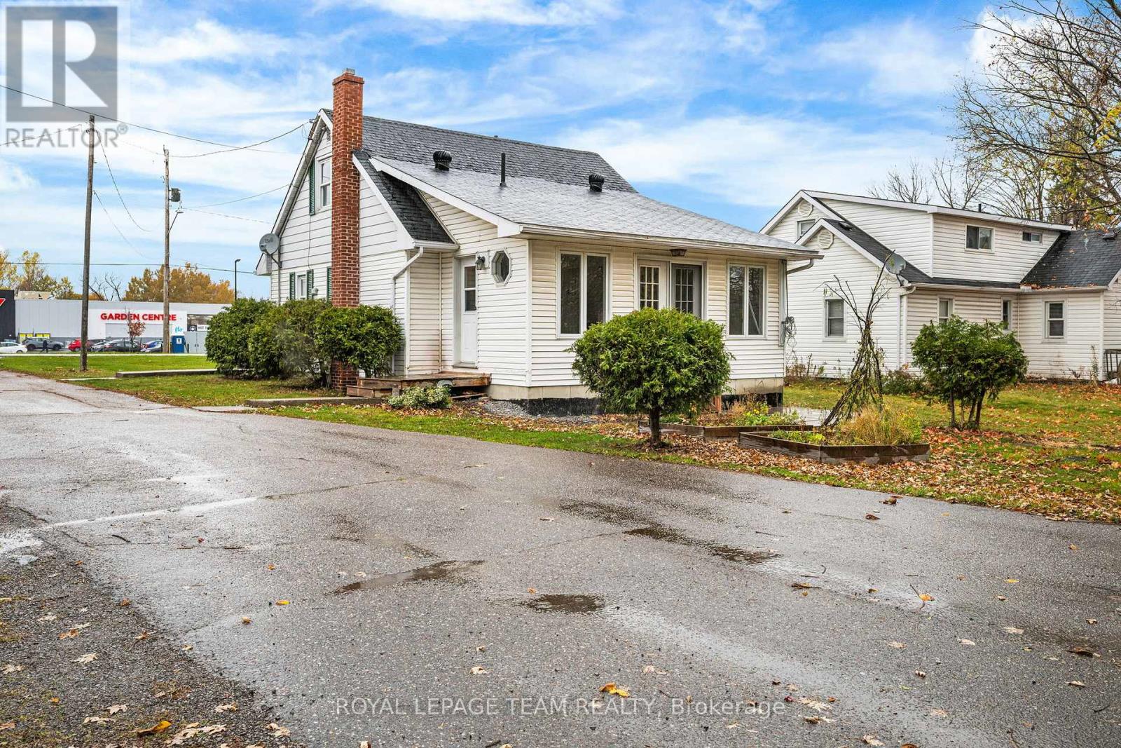 266 Daniel Street S, Arnprior, Ontario  K7S 2M2 - Photo 36 - X13070712