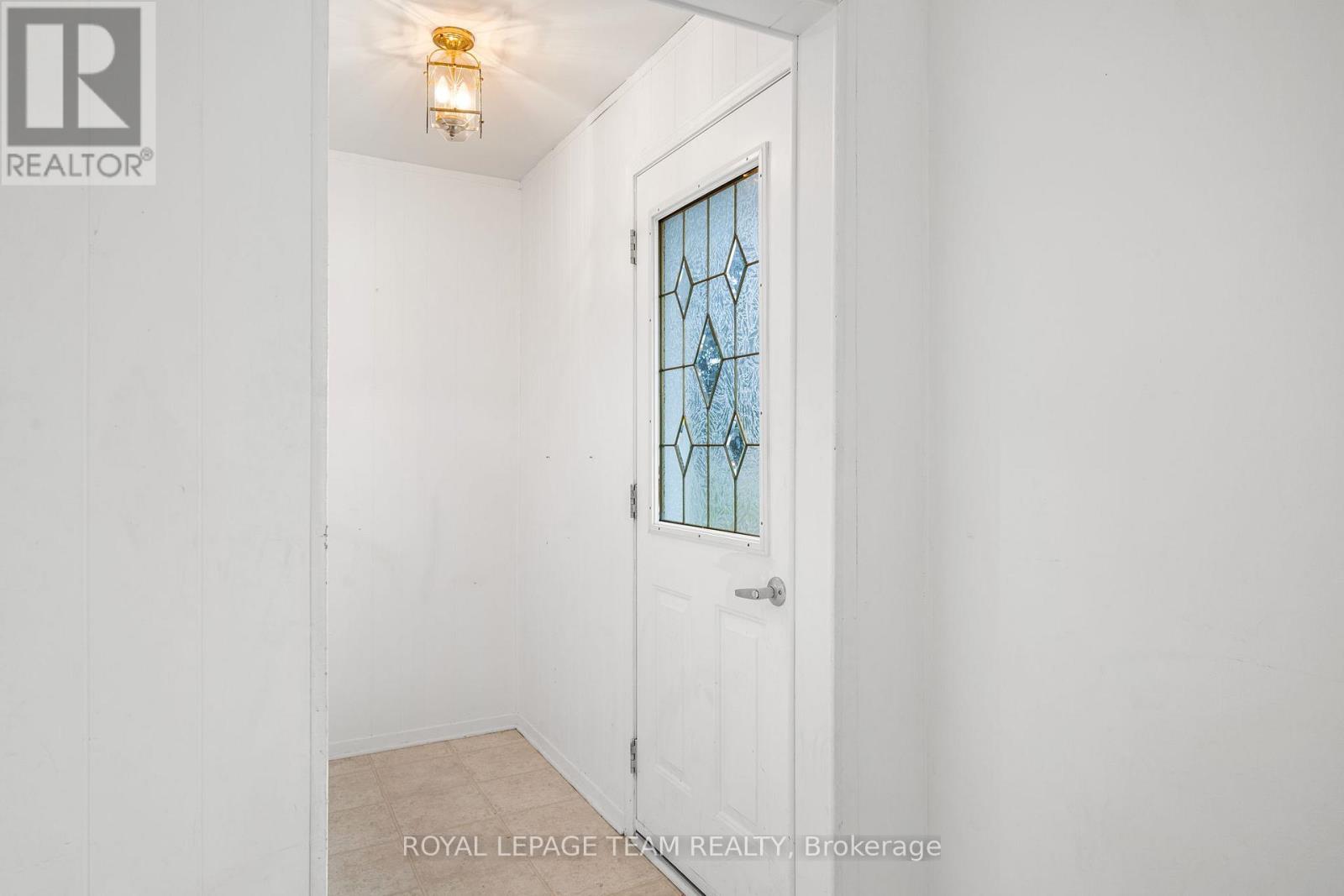 266 Daniel Street S, Arnprior, Ontario  K7S 2M2 - Photo 4 - X13070712