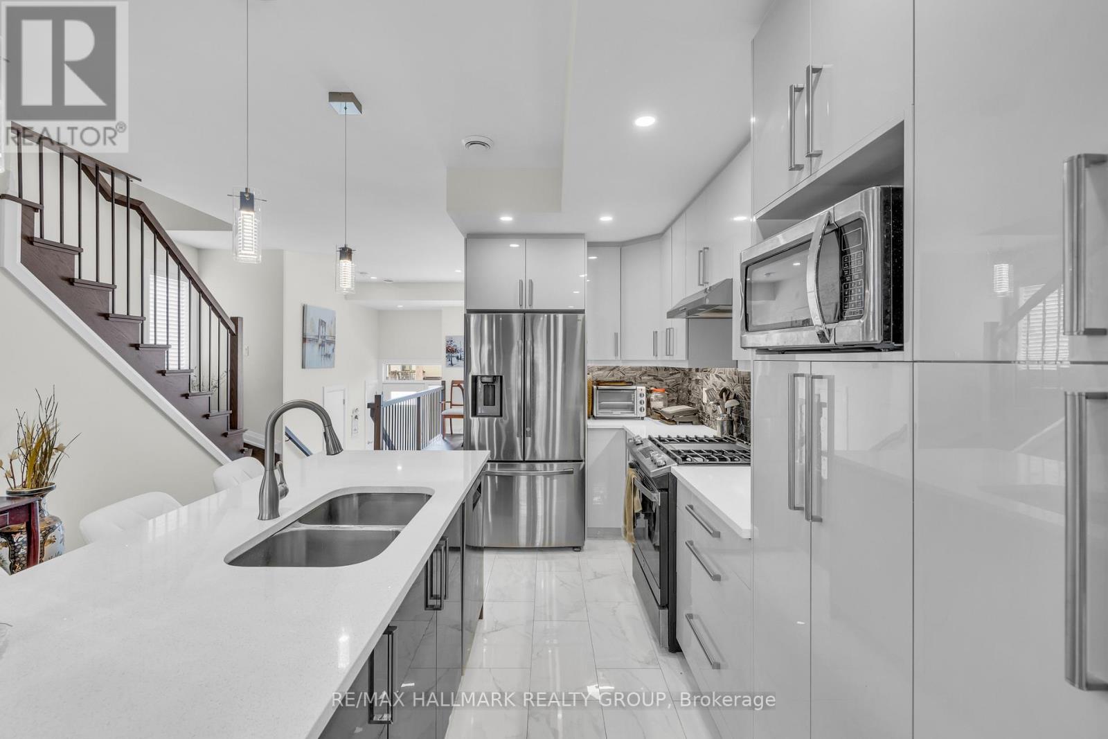 163 Longpre Street, Ottawa, Ontario  K1L 7J5 - Photo 10 - X13071158