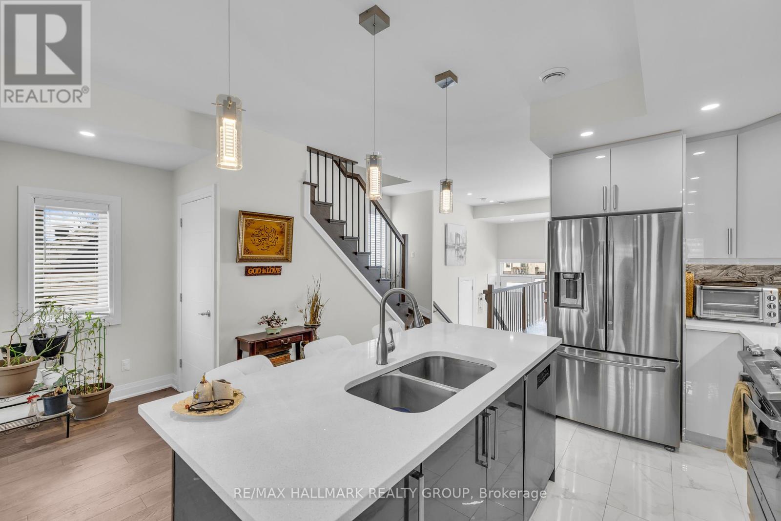 163 Longpre Street, Ottawa, Ontario  K1L 7J5 - Photo 11 - X13071158