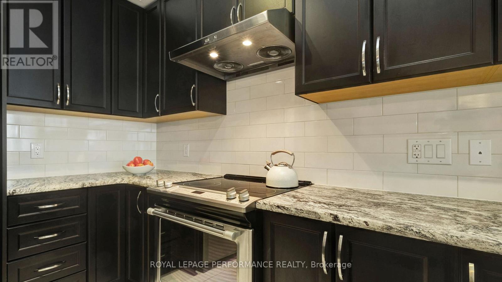 338 Alasken Drive, Ottawa, Ontario  K1T 0M4 - Photo 10 - X13071480