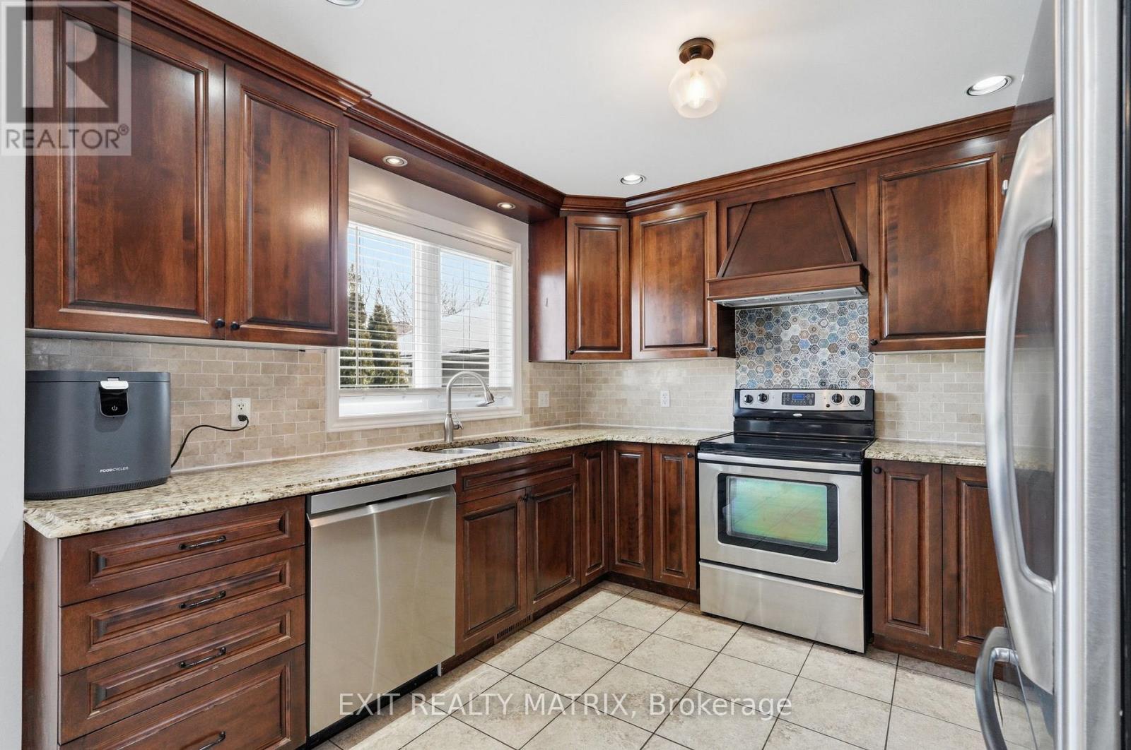 388 Quartz Avenue, Clarence-Rockland, Ontario  K4K 0C7 - Photo 12 - X13071872
