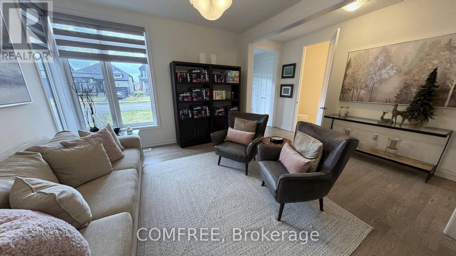 45 Del Ray Crescent, Wasaga Beach, Ontario  L9Z 0N8 - Photo 4 - S13072532
