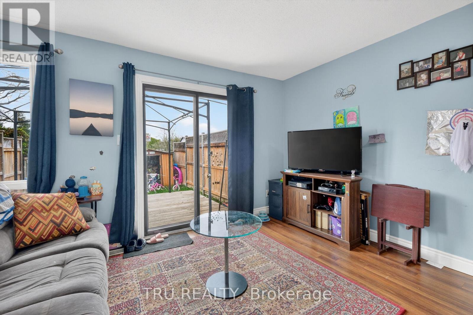 369 Mockingbird Drive, Ottawa, Ontario  K1E 2A6 - Photo 9 - X13072498
