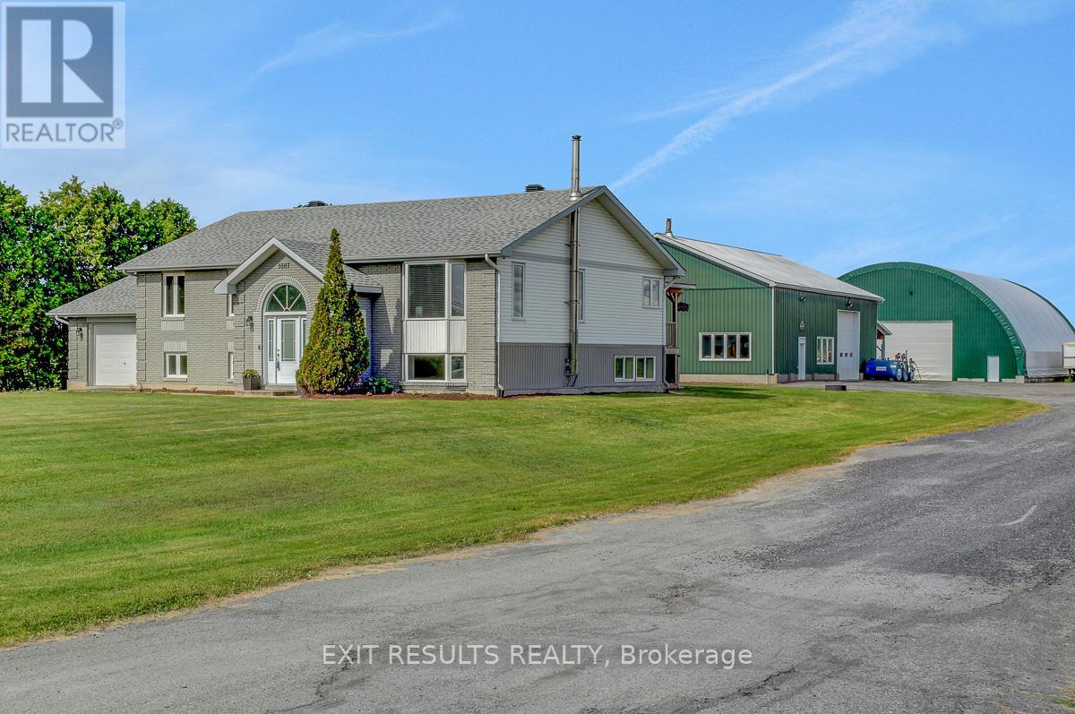 1887 Champlain Street E, Clarence-Rockland, Ontario  K0A 1N0 - Photo 2 - X13072604