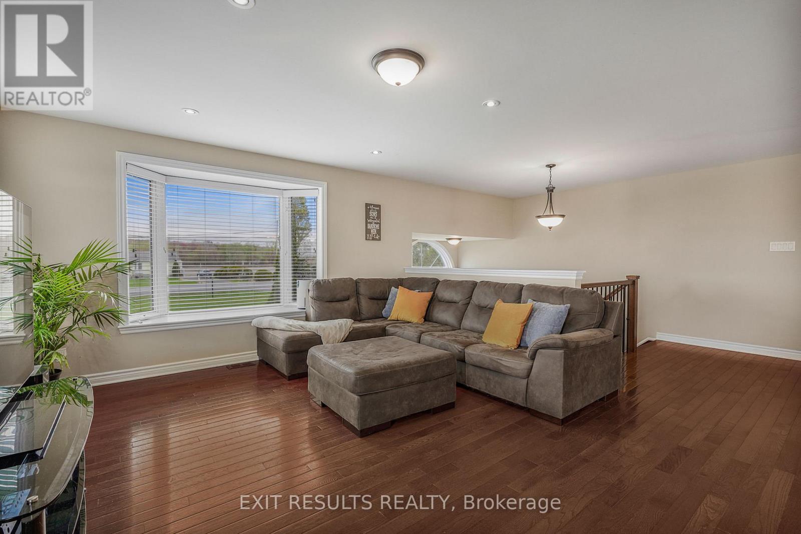 1887 Champlain Street E, Clarence-Rockland, Ontario  K0A 1N0 - Photo 8 - X13072604