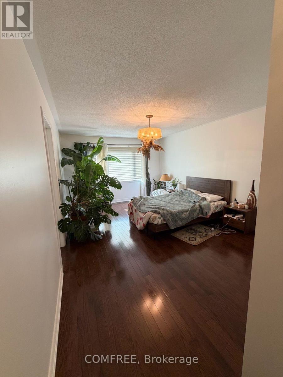 1450 Rennie Street, Oshawa, Ontario  L1K 0N9 - Photo 11 - E13072648