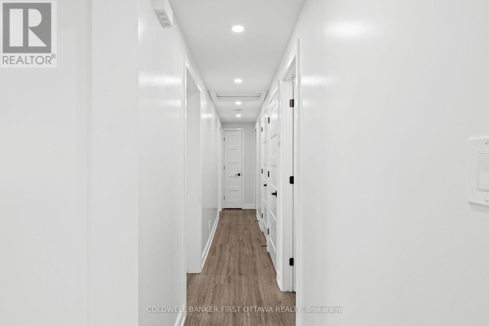 351 Amiens Street, Ottawa, Ontario  K1E 1P1 - Photo 12 - X13073024