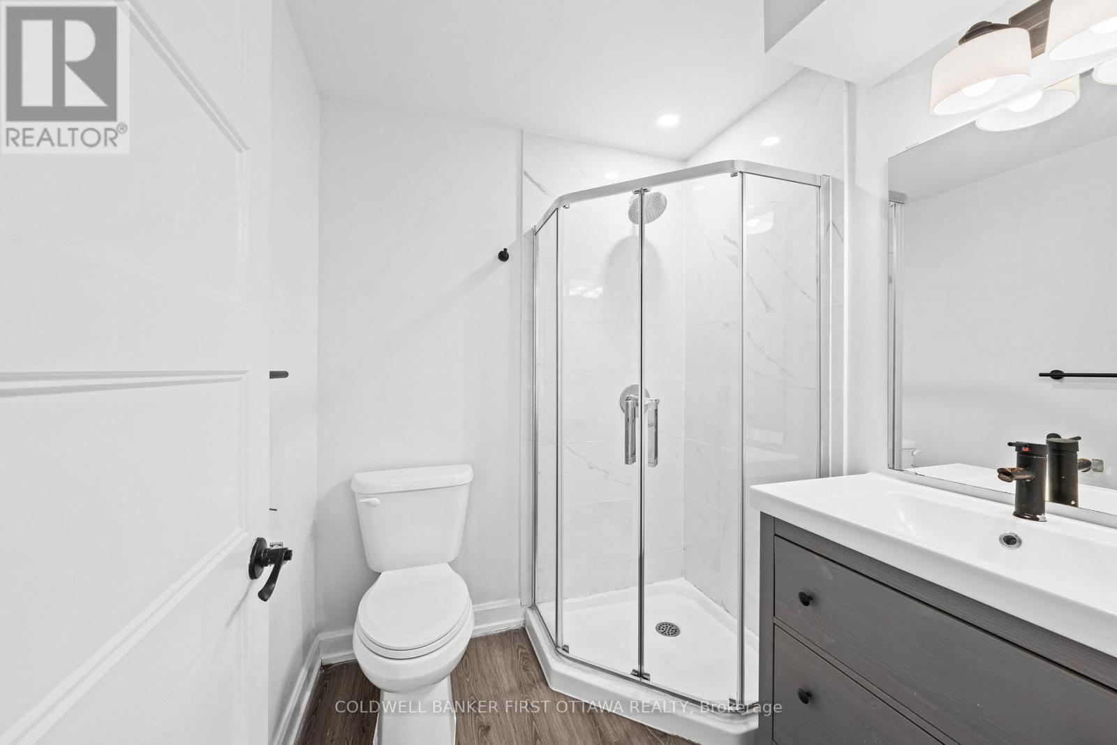 351 Amiens Street, Ottawa, Ontario  K1E 1P1 - Photo 37 - X13073024