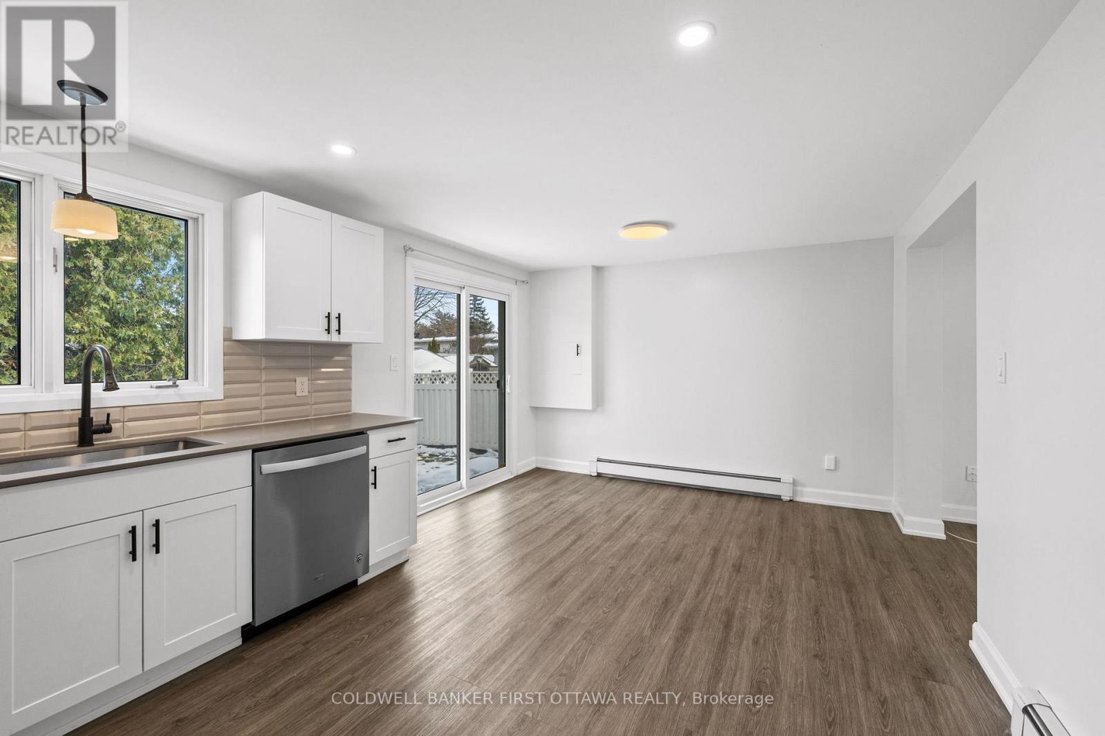 351 Amiens Street, Ottawa, Ontario  K1E 1P1 - Photo 8 - X13073024