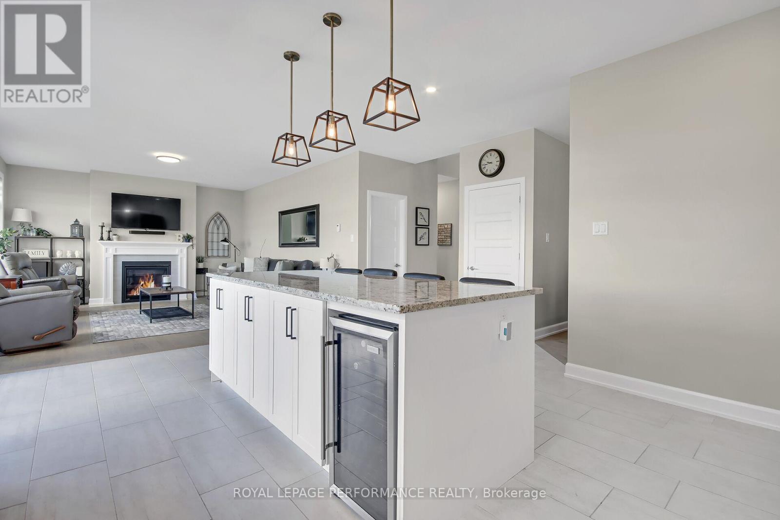 643 Parkview Terrace, Russell, Ontario  K4R 0C6 - Photo 9 - X13073032