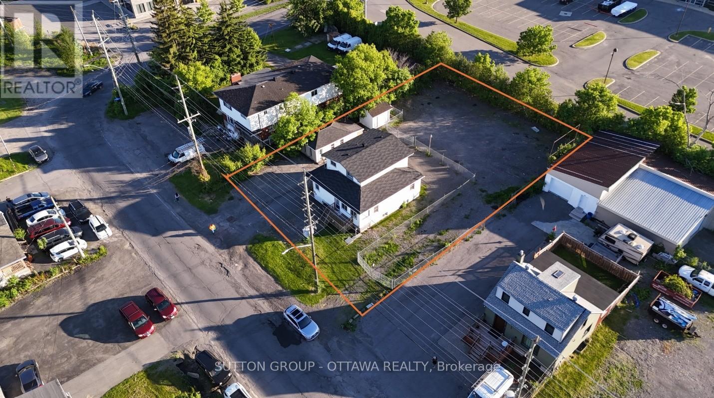 1368 LABRIE AVENUE, Ottawa, Ontario