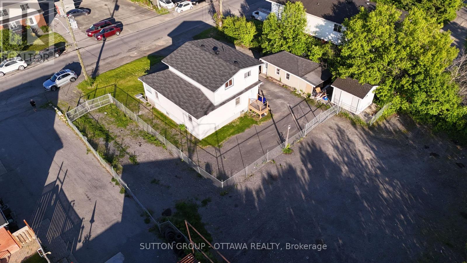 1368 Labrie Avenue, Ottawa, Ontario  K1B 3M1 - Photo 10 - X13073620