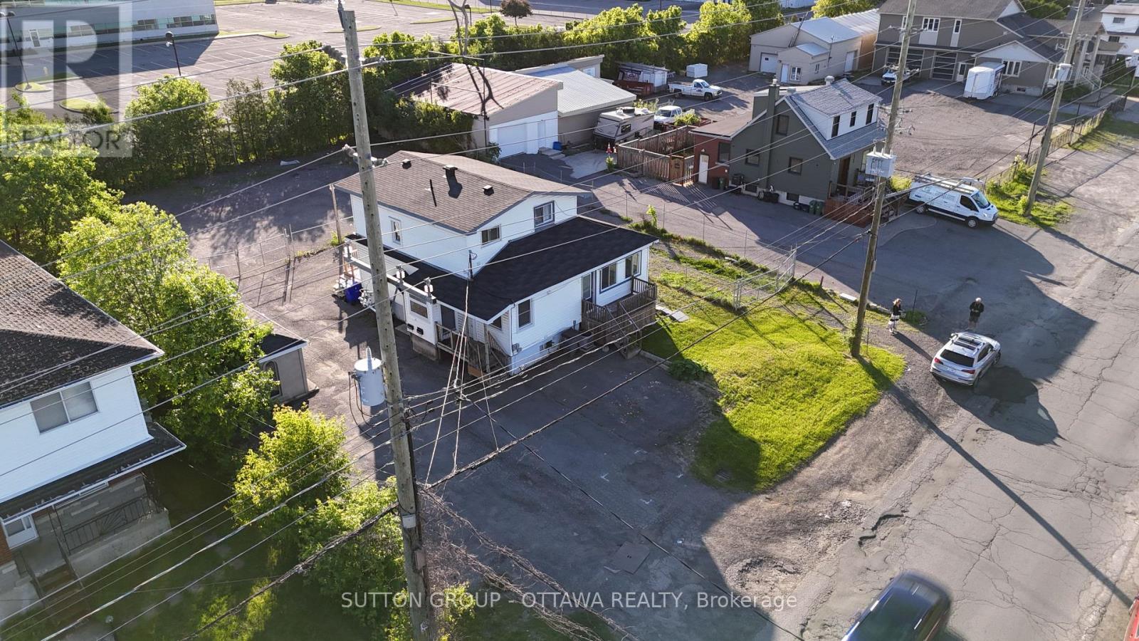 1368 Labrie Avenue, Ottawa, Ontario  K1B 3M1 - Photo 9 - X13073622