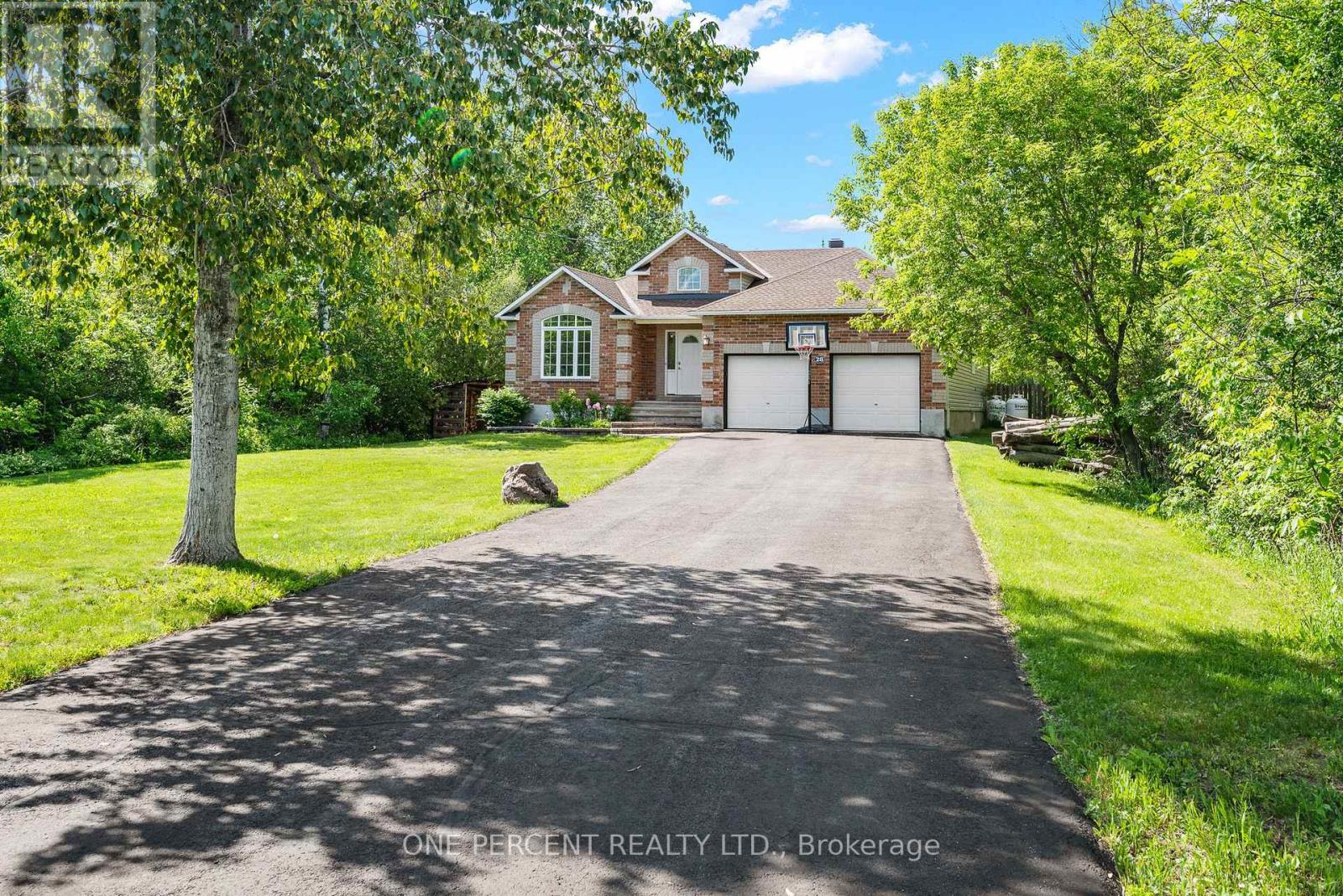 28 SAWGRASS CIRCLE, Ottawa, Ontario