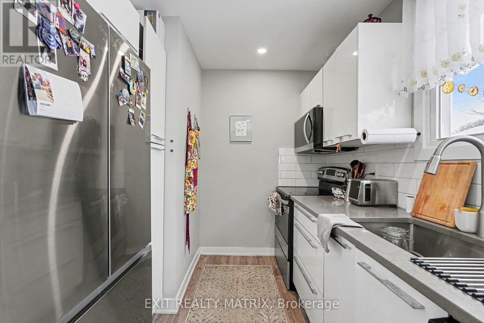 91 Sheldrake Drive, Ottawa, Ontario  K2L 1T1 - Photo 4 - X13074104