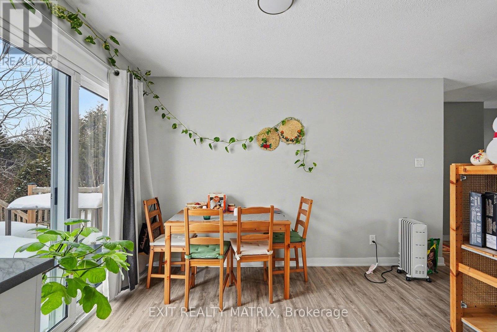 91 Sheldrake Drive, Ottawa, Ontario  K2L 1T1 - Photo 7 - X13074104