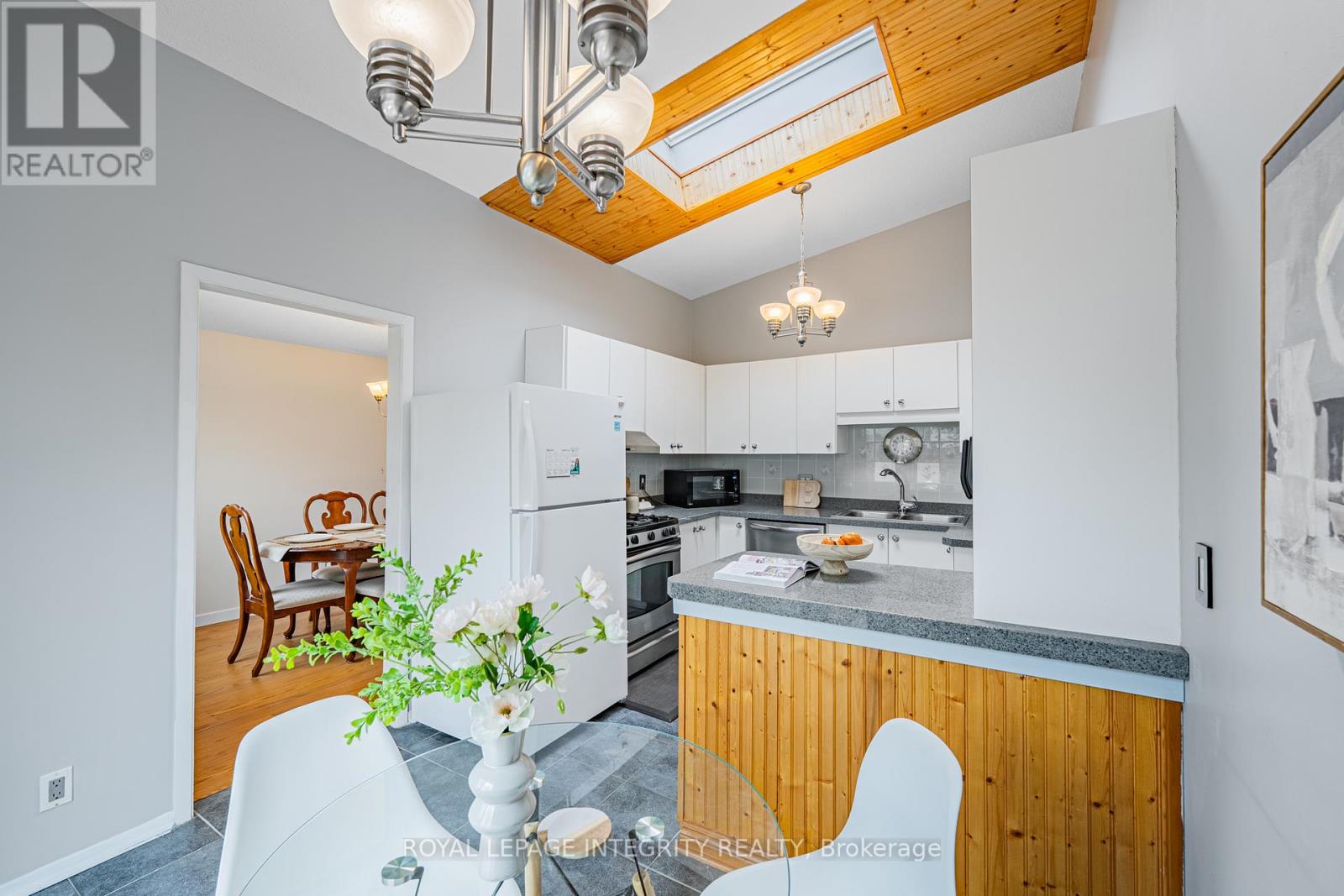 664 Glenhurst Crescent, Ottawa, Ontario  K1J 7B7 - Photo 12 - X13074138