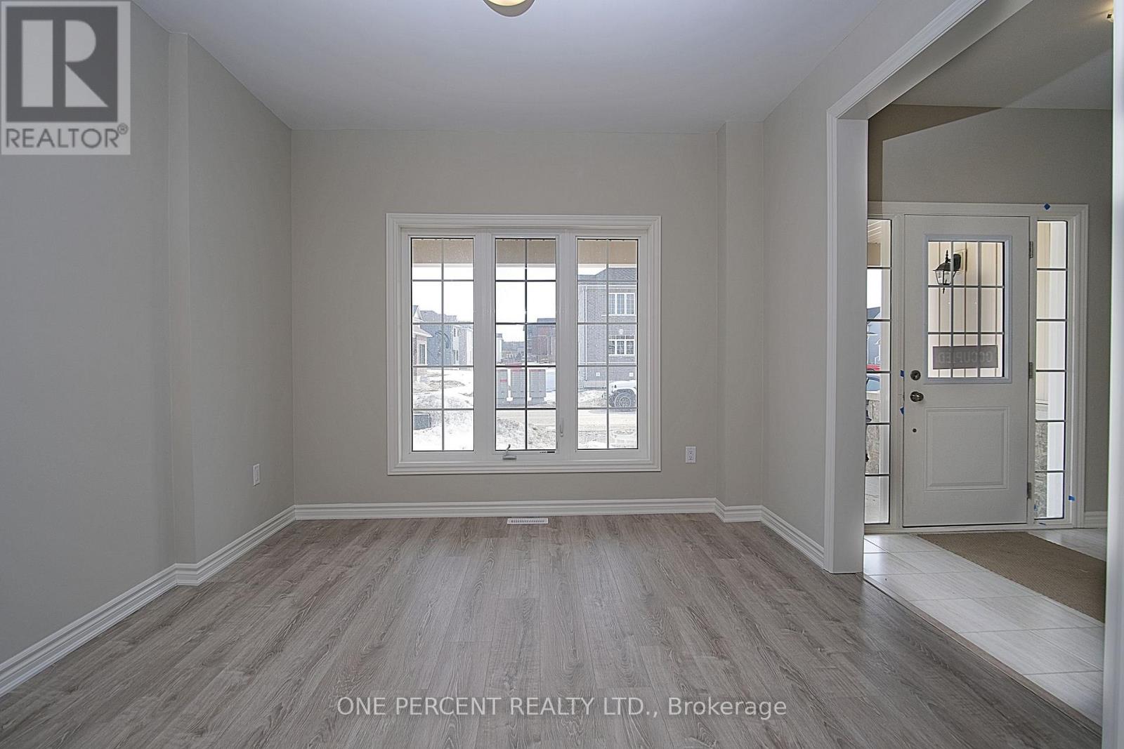 262 Springfield Crescent, Clearview, Ontario  L0M 1S0 - Photo 4 - S13074930
