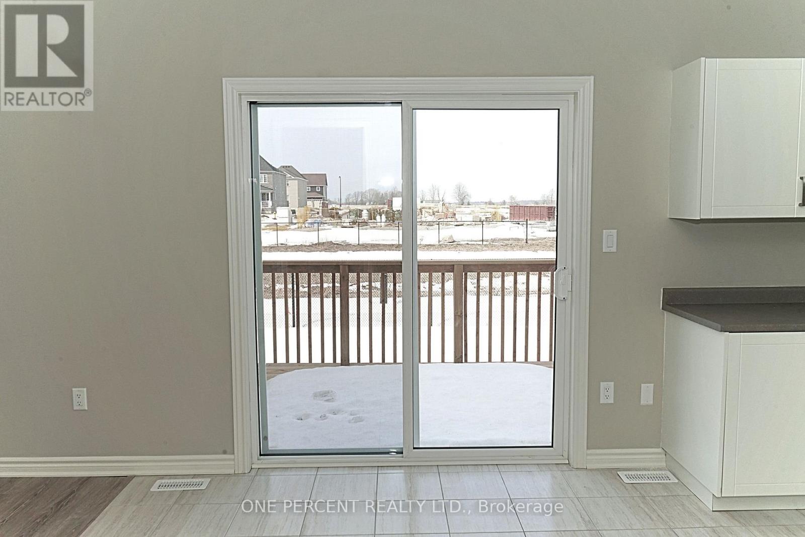 262 Springfield Crescent, Clearview, Ontario  L0M 1S0 - Photo 9 - S13074930