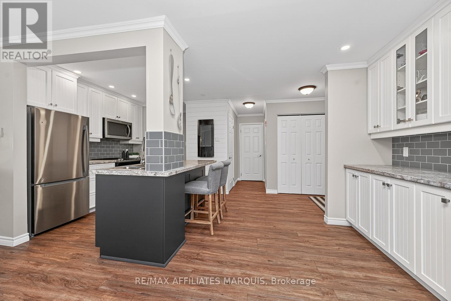 104 - 10 Armstrong Drive, Smiths Falls, Ontario  K7A 5H8 - Photo 5 - X13076590