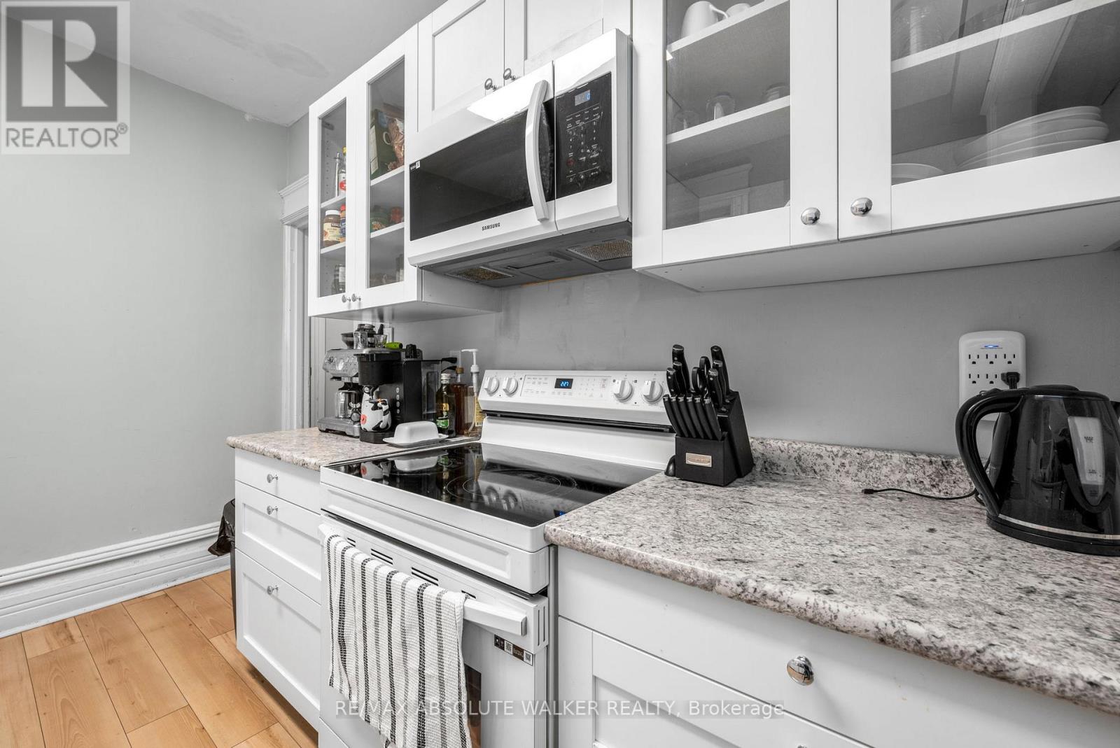 141 Primrose Avenue, Ottawa, Ontario  K1R 6M4 - Photo 13 - X13076850
