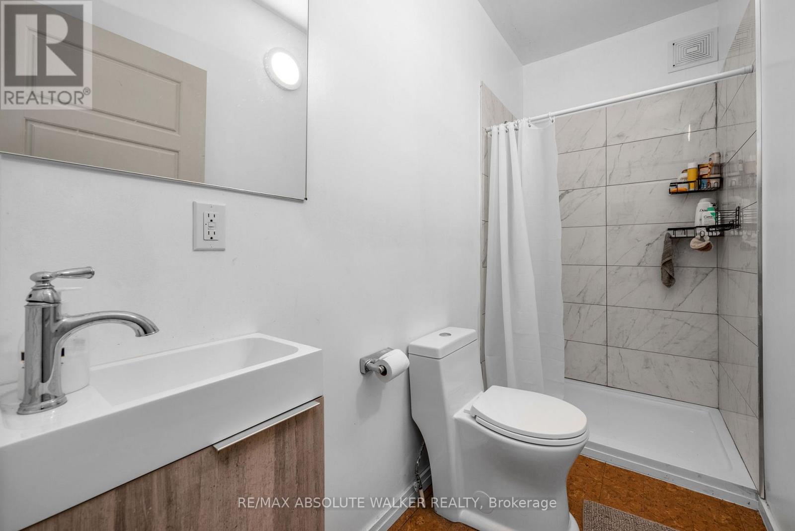141 Primrose Avenue, Ottawa, Ontario  K1R 6M4 - Photo 15 - X13076850