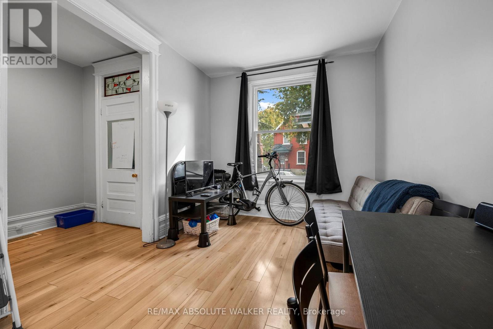 141 Primrose Avenue, Ottawa, Ontario  K1R 6M4 - Photo 9 - X13076850